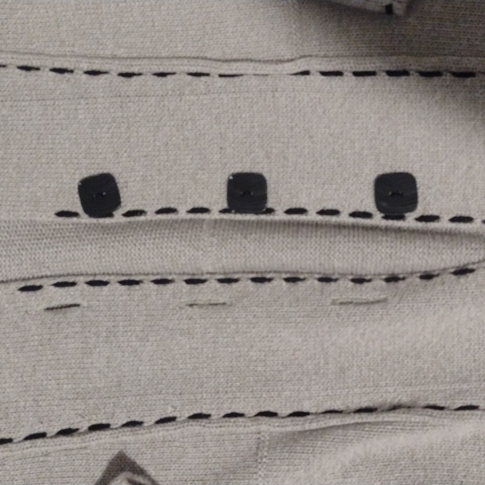 Sweater - Picture 2 of 3